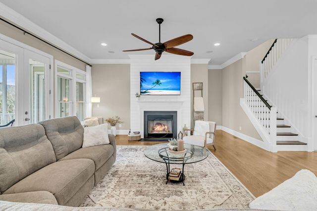 1924 Shields Lane, Mount Pleasant, SC 29466