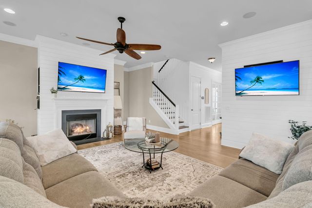 1924 Shields Lane, Mount Pleasant, SC 29466