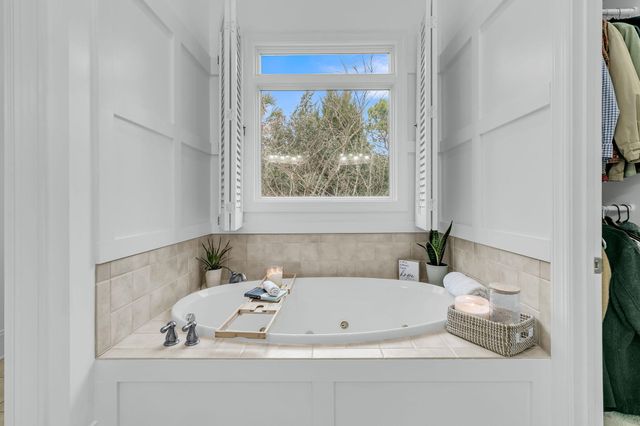 1924 Shields Lane, Mount Pleasant, SC 29466