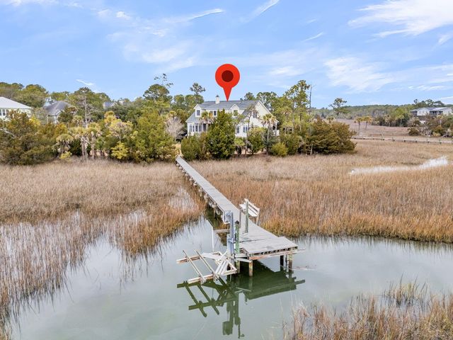 1924 Shields Lane, Mount Pleasant, SC 29466