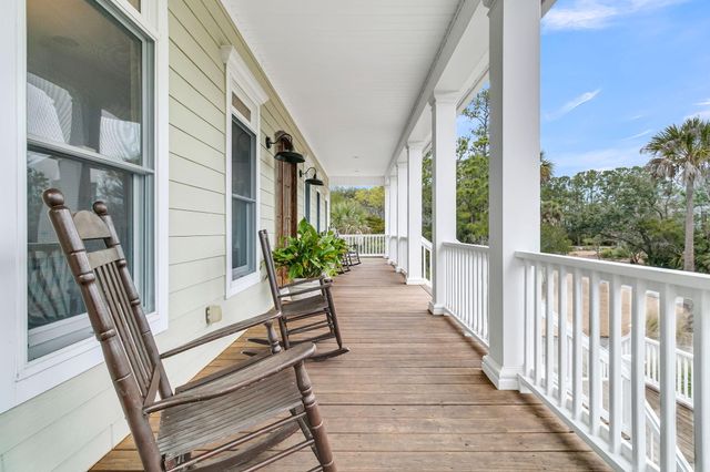 1924 Shields Lane, Mount Pleasant, SC 29466