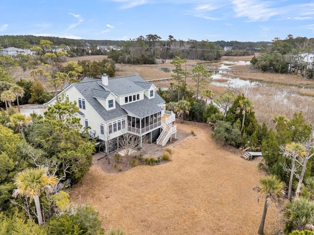 1924 Shields Lane, Mount Pleasant, SC 29466