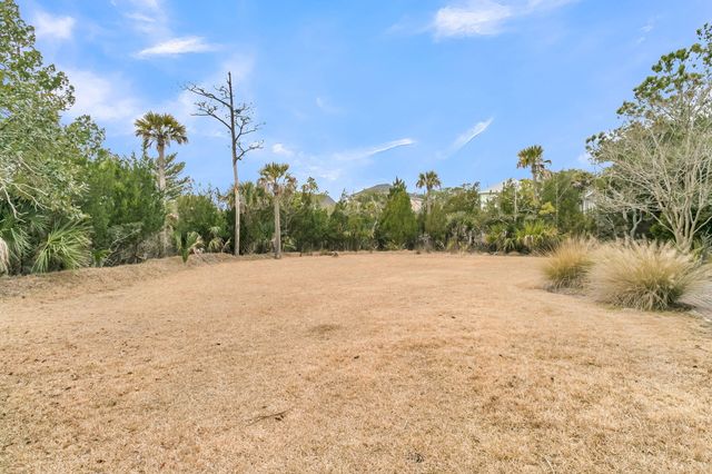 1924 Shields Lane, Mount Pleasant, SC 29466