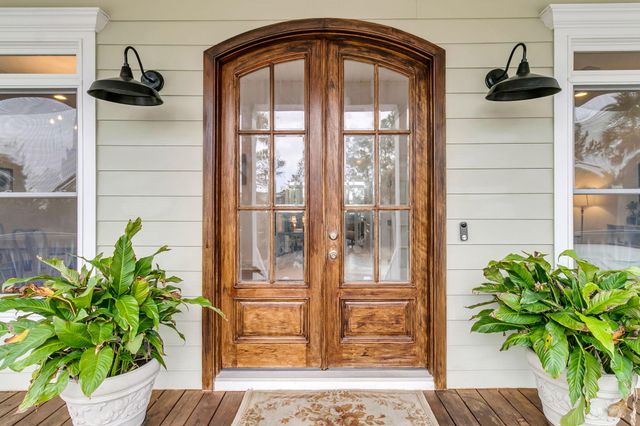 1924 Shields Lane, Mount Pleasant, SC 29466