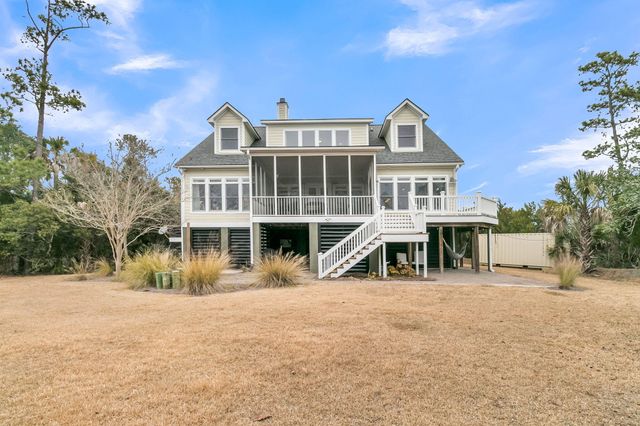 1924 Shields Lane, Mount Pleasant, SC 29466
