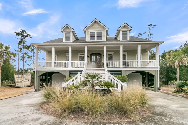 1924 Shields Lane, Mount Pleasant, SC 29466