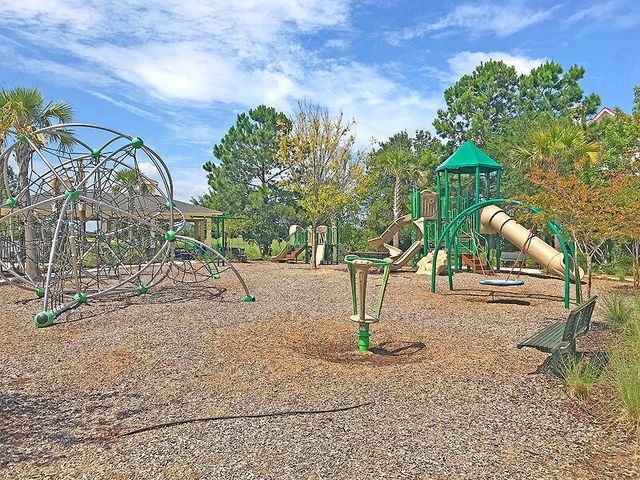 1924 Shields Lane, Mount Pleasant, SC 29466