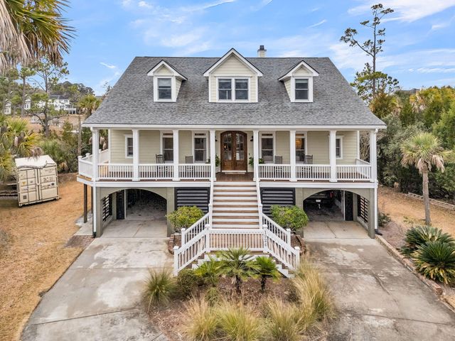 1924 Shields Lane, Mount Pleasant, SC 29466