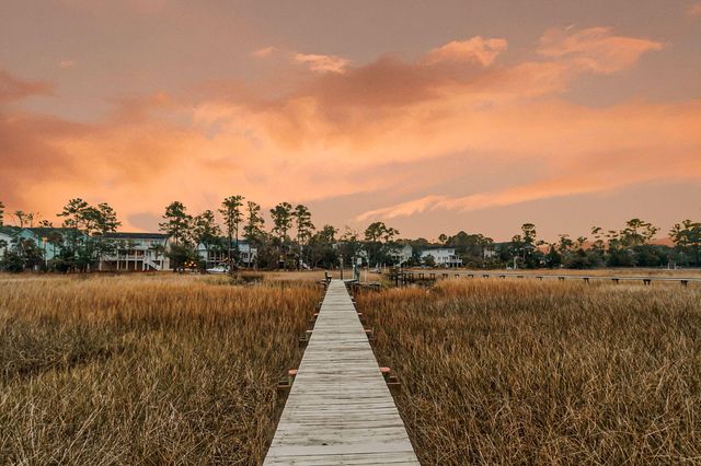 1924 Shields Lane, Mount Pleasant, SC 29466