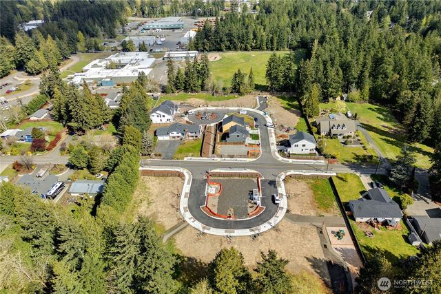 5077 NW Cedarside Loop, Silverdale, WA 98383