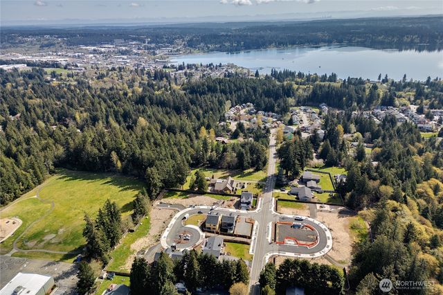 5077 NW Cedarside Loop, Silverdale, WA 98383