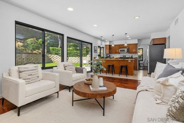 1716 Bourke Pl., El Cajon, CA 92021