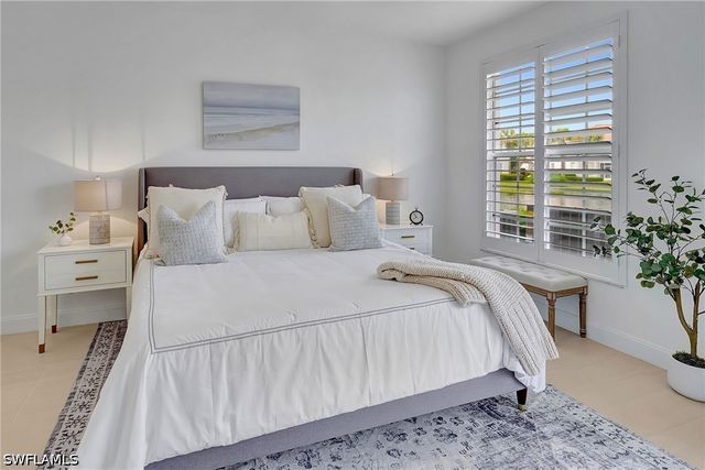 2165 Arielle DR 1602, Naples, FL 34109