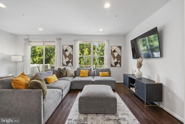 630 CROSS CHASE DR, Millersville, MD 21108