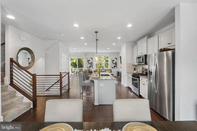 630 CROSS CHASE DR, Millersville, MD 21108