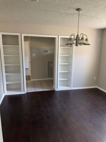 9706 Galston Lane, Spring, TX 77379