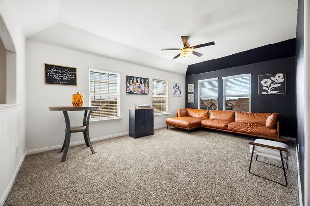 602 Royal Pine Drive, Fate, TX 75087