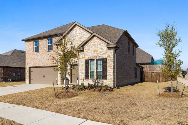 602 Royal Pine Drive, Fate, TX 75087
