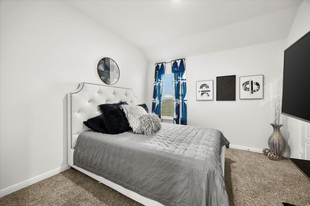 602 Royal Pine Drive, Fate, TX 75087