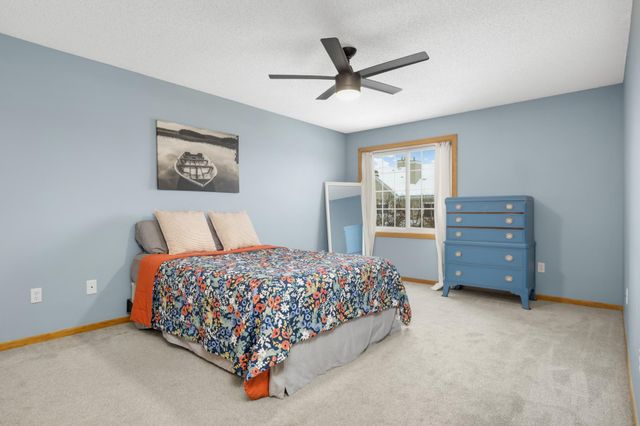 2210 Ranchview Lane N 120, Plymouth, MN 55447