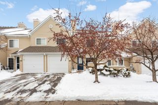 2210 Ranchview Lane N 120, Plymouth, MN 55447