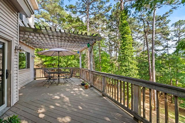 7205 Westwind Drive, Maumelle, AR 72113