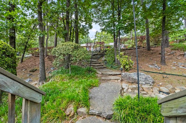 7205 Westwind Drive, Maumelle, AR 72113