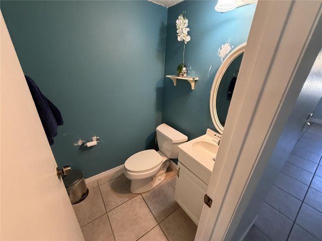 8414 17TH STREET N, St Petersburg, FL 33702