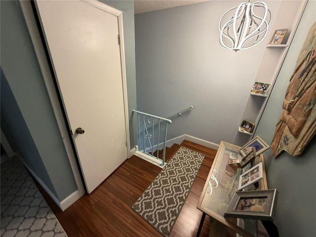 8414 17TH STREET N, St Petersburg, FL 33702