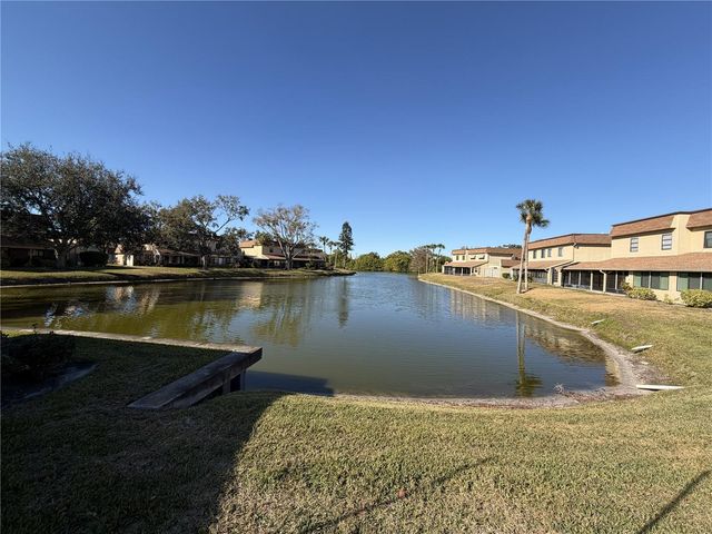 8414 17TH STREET N, St Petersburg, FL 33702