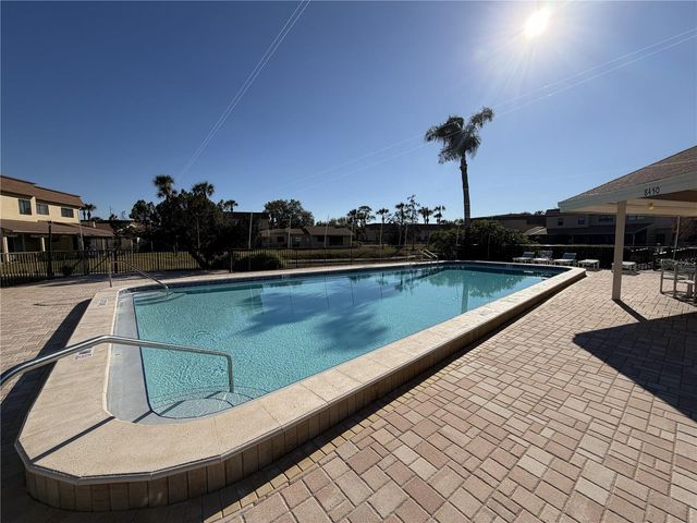 8414 17TH STREET N, St Petersburg, FL 33702