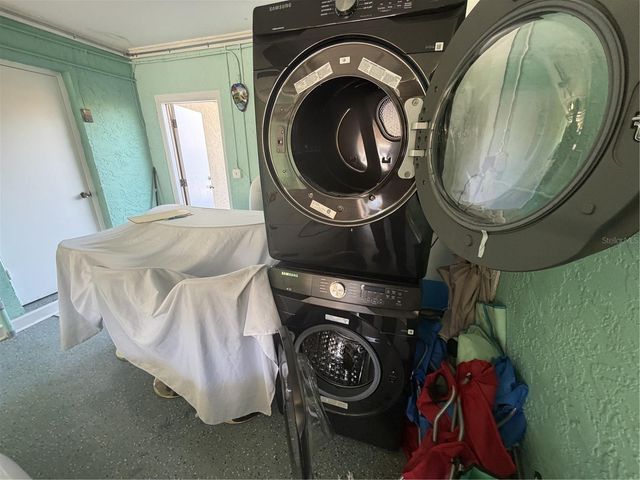 8414 17TH STREET N, St Petersburg, FL 33702