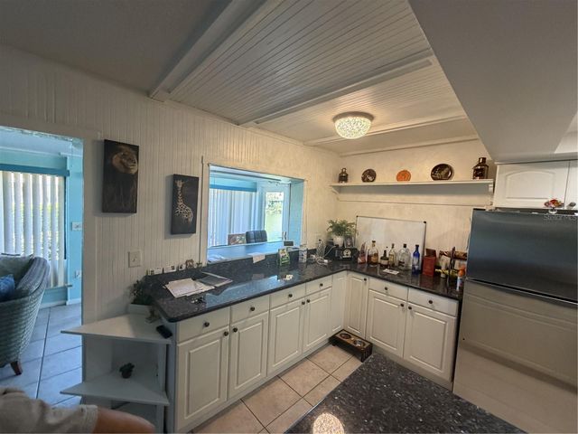 8414 17TH STREET N, St Petersburg, FL 33702