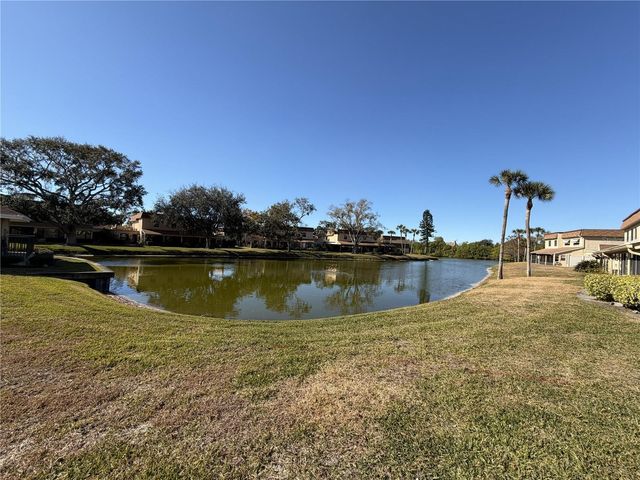 8414 17TH STREET N, St Petersburg, FL 33702