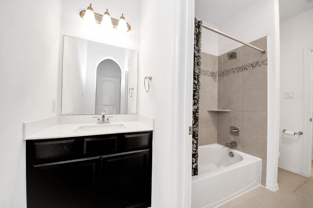 2210 Captain Davis Drive, Richmond, TX 77469