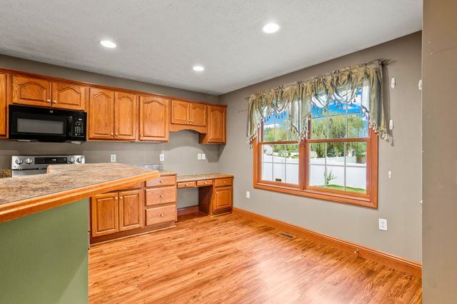1111 Arbor Lane 1111 Arbor Lane, Troy, OH 45373
