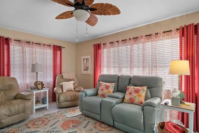 609 Holly Drive, Sebring, FL 33876