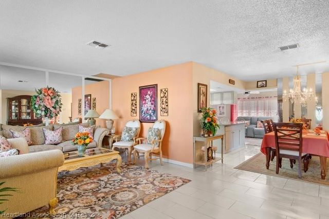 609 Holly Drive, Sebring, FL 33876