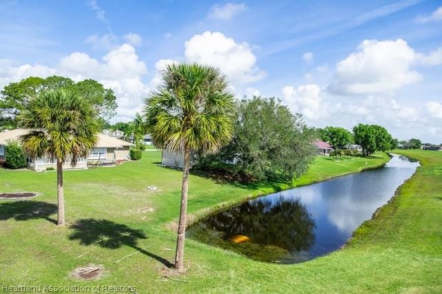 609 Holly Drive, Sebring, FL 33876