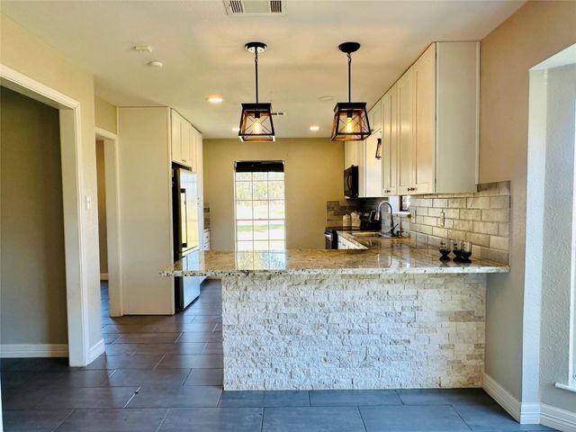 20257 Highway 35, Sweeny, TX 77480