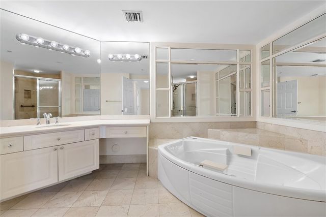 3100 N Ocean Boulevard 1910, Fort Lauderdale, FL 33308