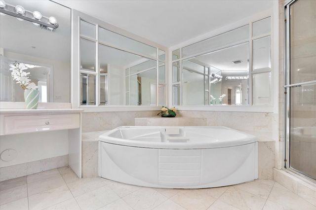 3100 N Ocean Boulevard 1910, Fort Lauderdale, FL 33308