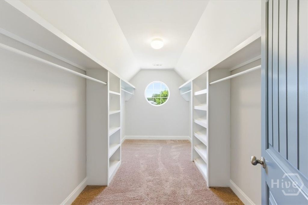 Image 24 of property listing at 15 Roundstone Way, Richmond Hill, GA 31324