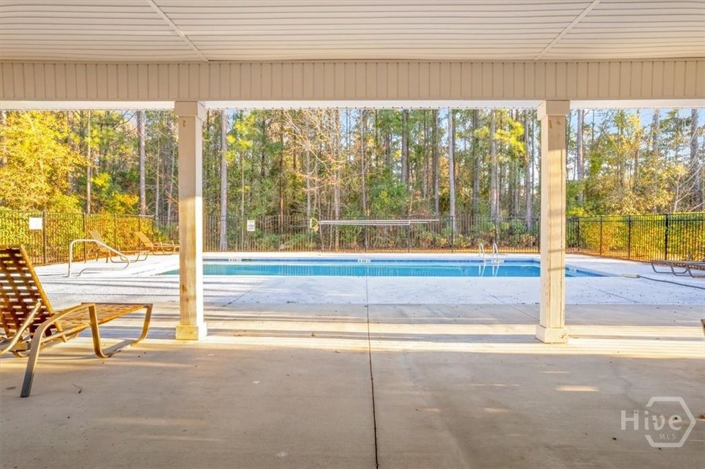 Image 36 of property listing at 15 Roundstone Way, Richmond Hill, GA 31324