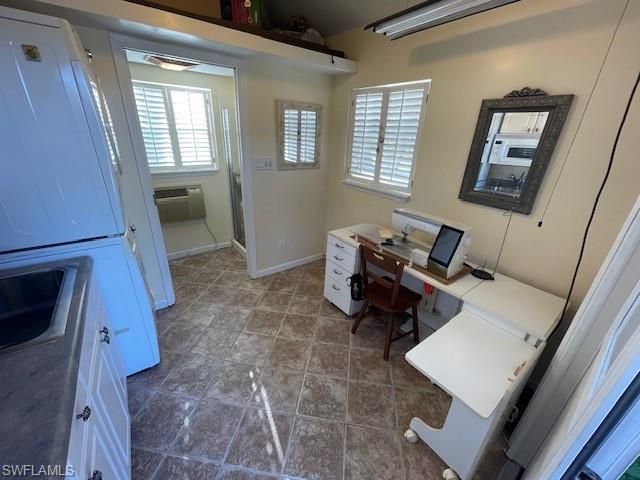 10131 Sunnywood CT, Fort Myers, FL 33905