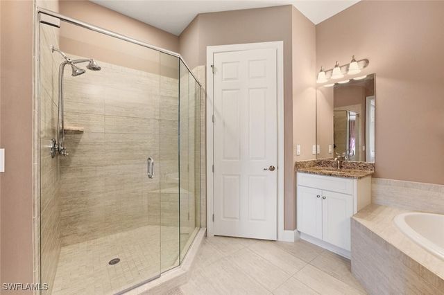 10351 Glastonbury CIR 202, Fort Myers, FL 33913