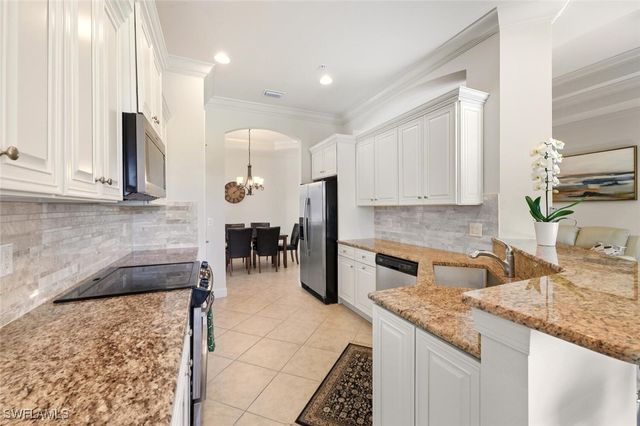 10351 Glastonbury CIR 202, Fort Myers, FL 33913