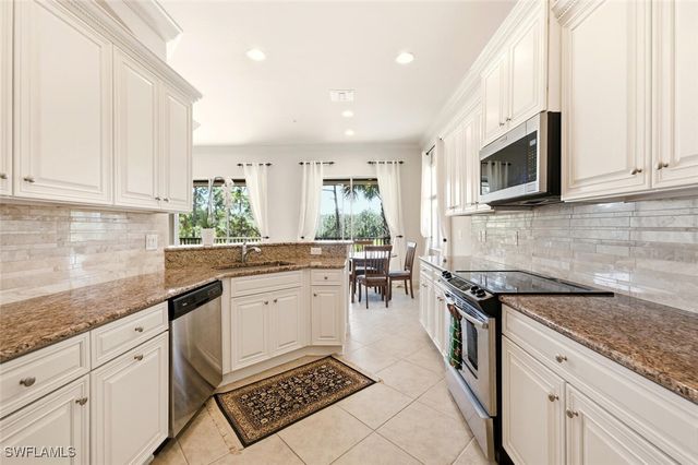 10351 Glastonbury CIR 202, Fort Myers, FL 33913