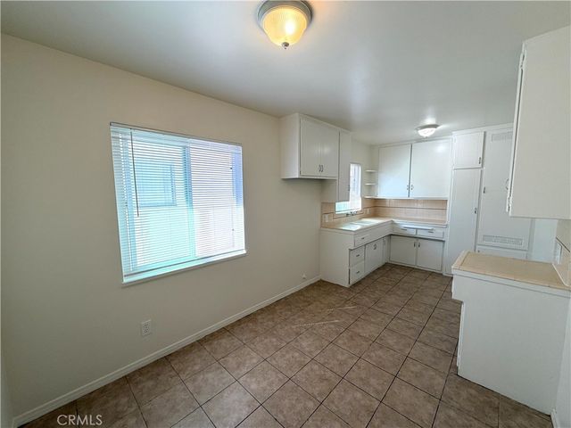 6351 Templeton Street E, Huntington Park, CA 90255