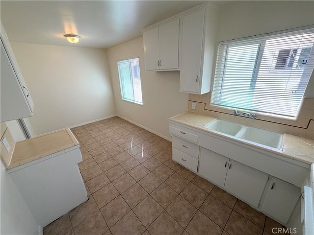 6351 Templeton Street E, Huntington Park, CA 90255